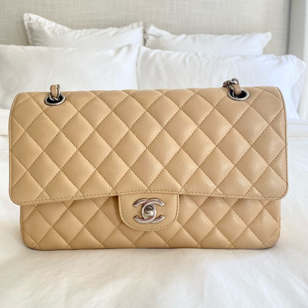 Chanel Beige Classic Medium Double Flap Bag - Picture 2 of 16